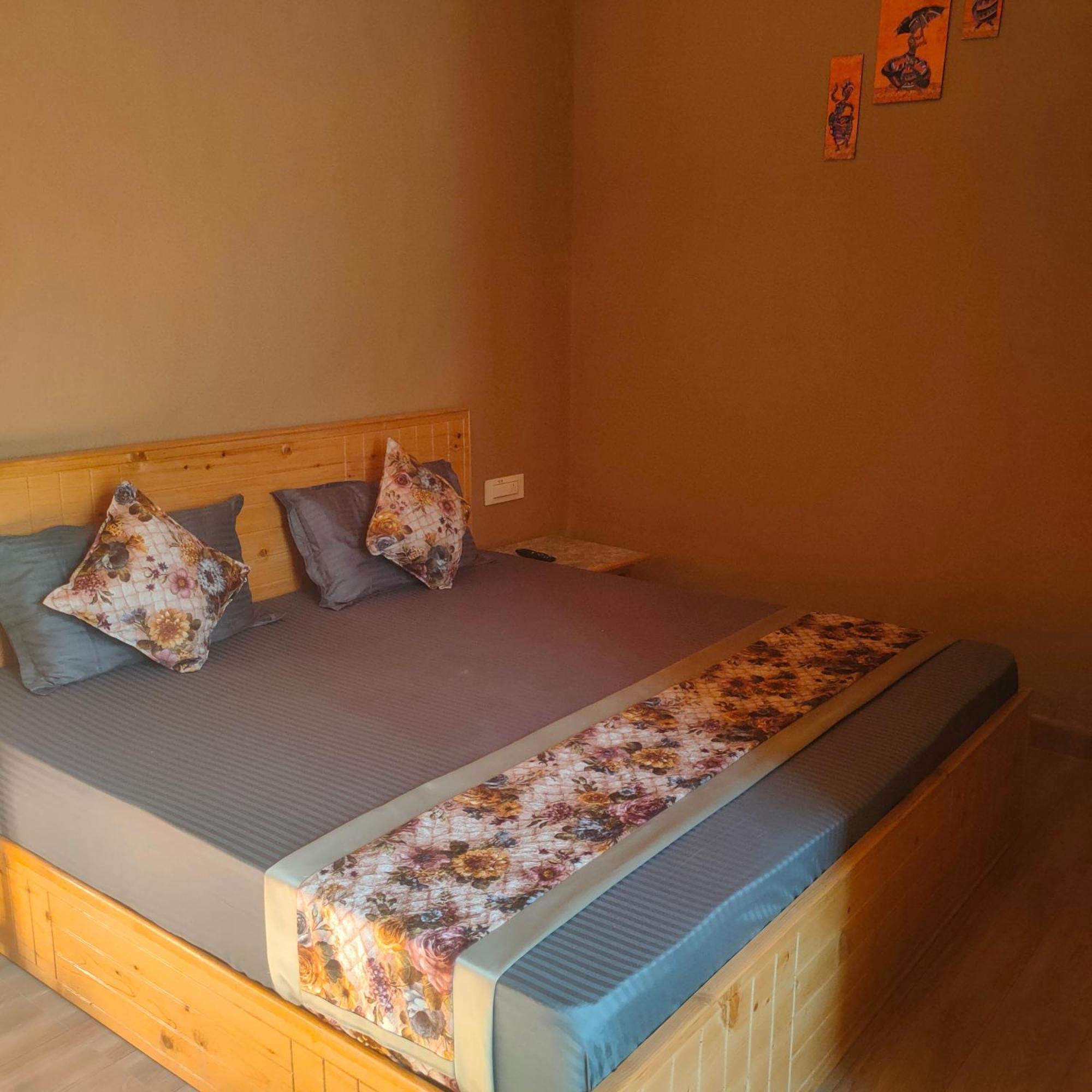Hotel Cozy Haven Mandi Exteriör bild