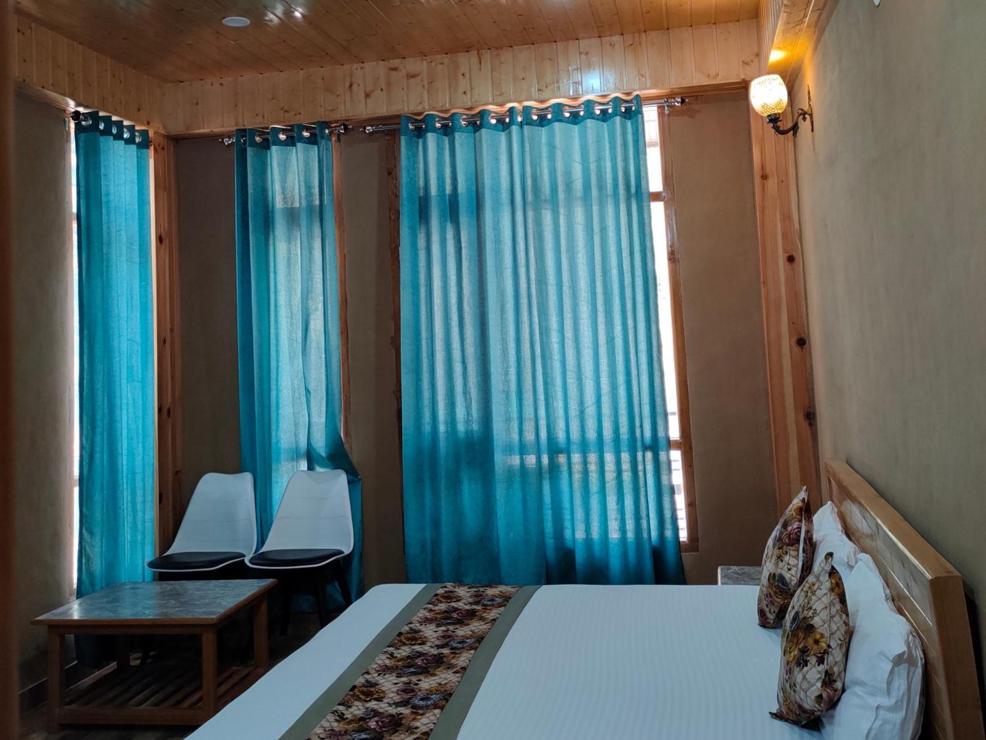 Hotel Cozy Haven Mandi Rum bild